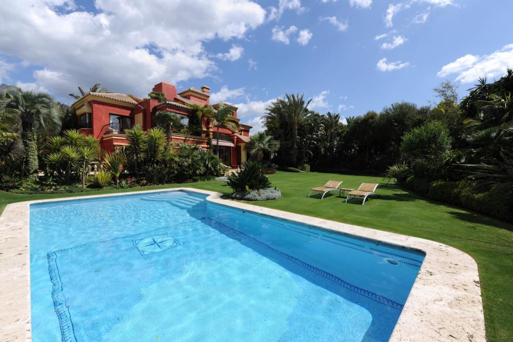 Detached Villa · Marbella